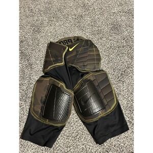 B10‎ Nike Pro Combat Padded Compression Shorts Camo Football Training Mens M